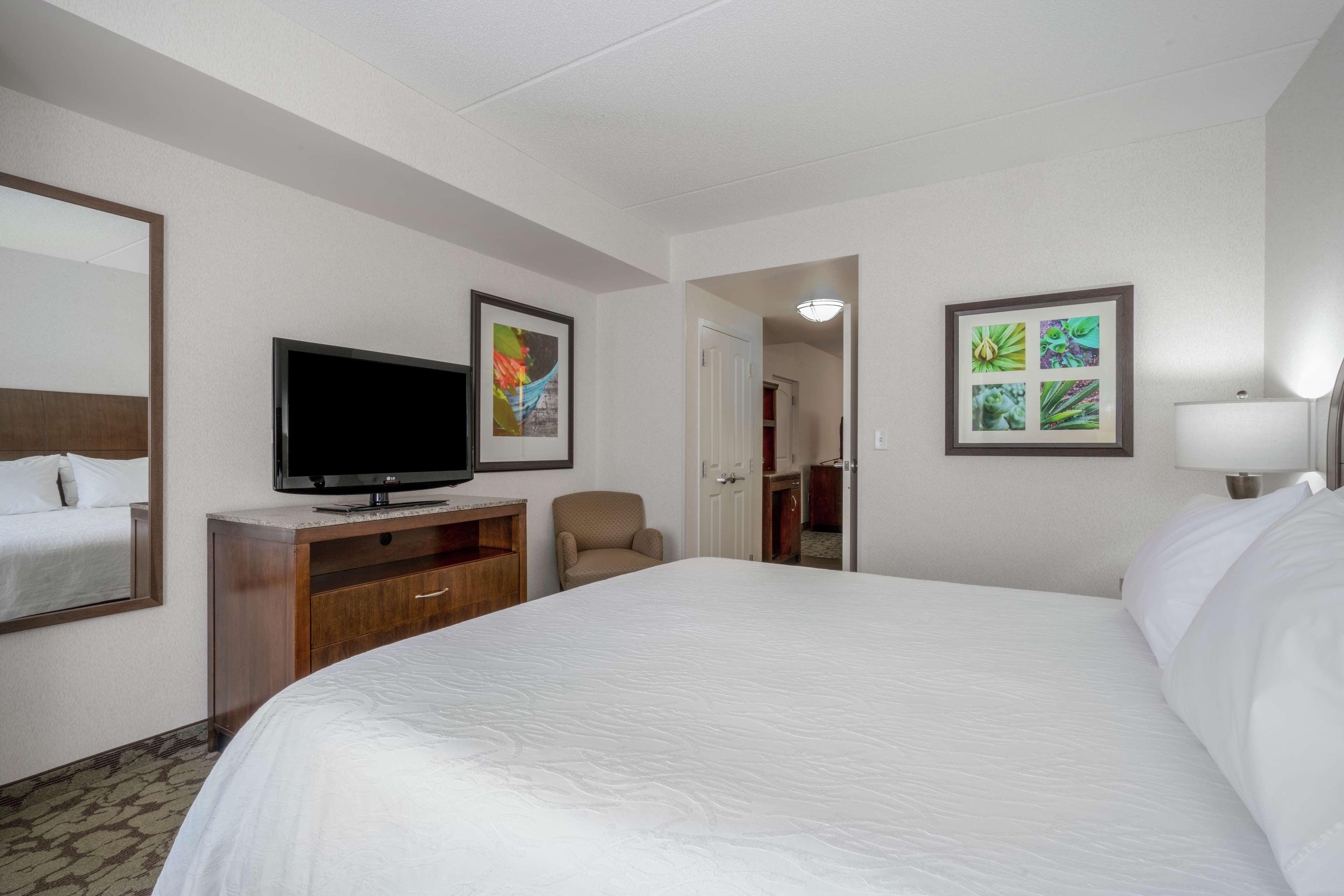 Hilton Garden Inn Valley Forge/Oaks Exterior foto